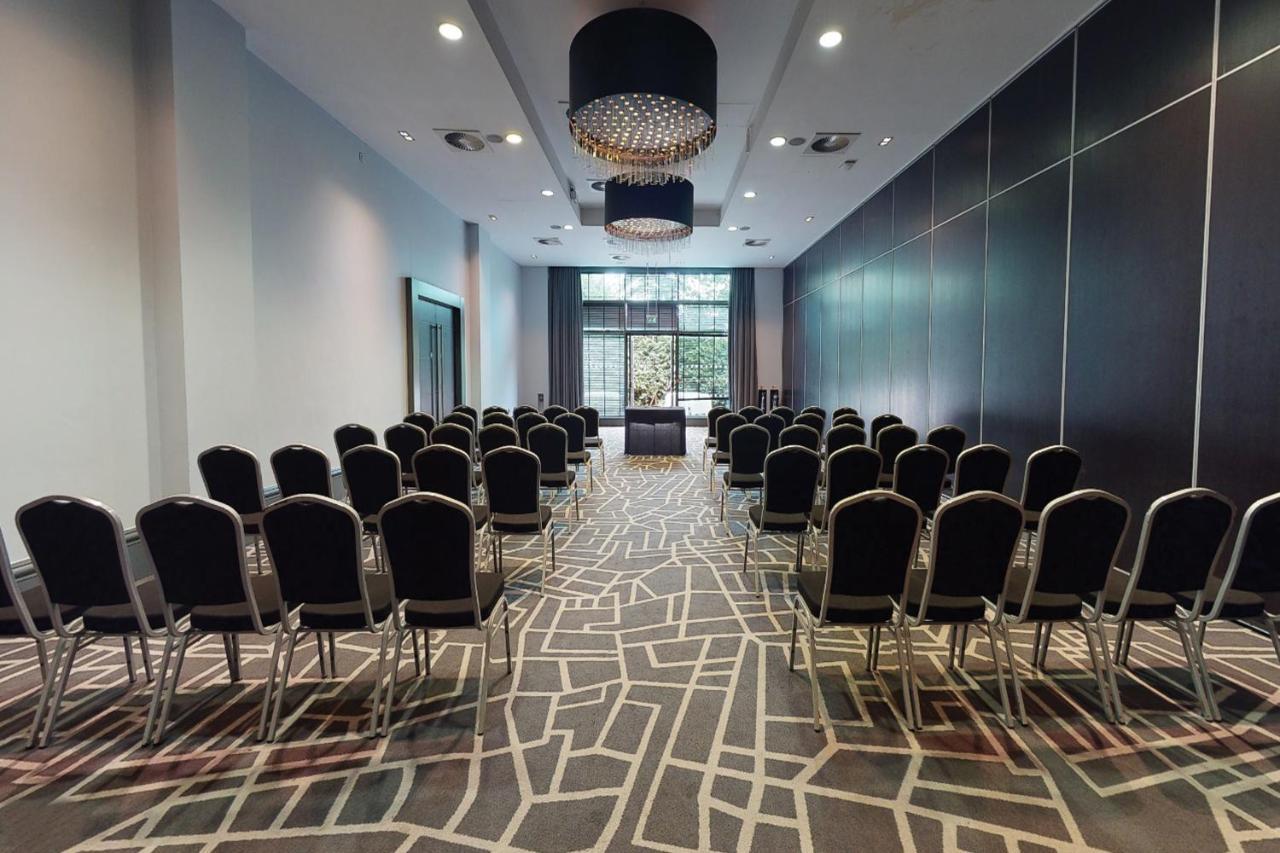 Village Hotel Solihull Buitenkant foto