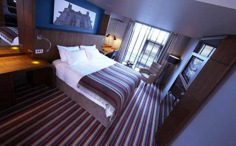 Village Hotel Solihull Kamer foto